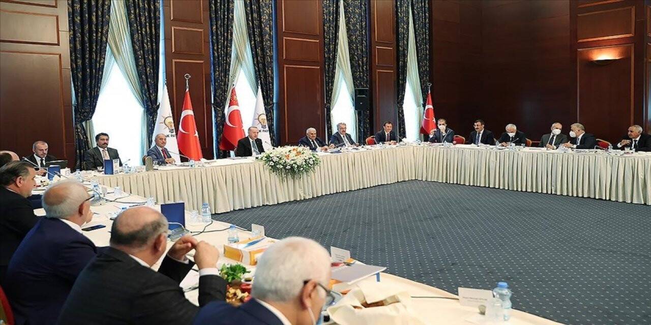 Cumhurbaşkanı Erdoğan, partisinin milletvekilleriyle görüşecek