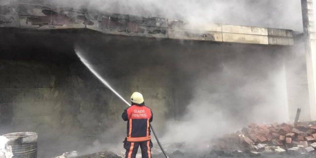 Stadyumda yangın çıktı