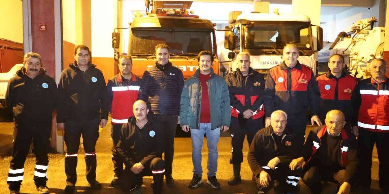 Vali Yardımcısı Kasımoğlu yeni yılını belediye ekibi ile geçirdi