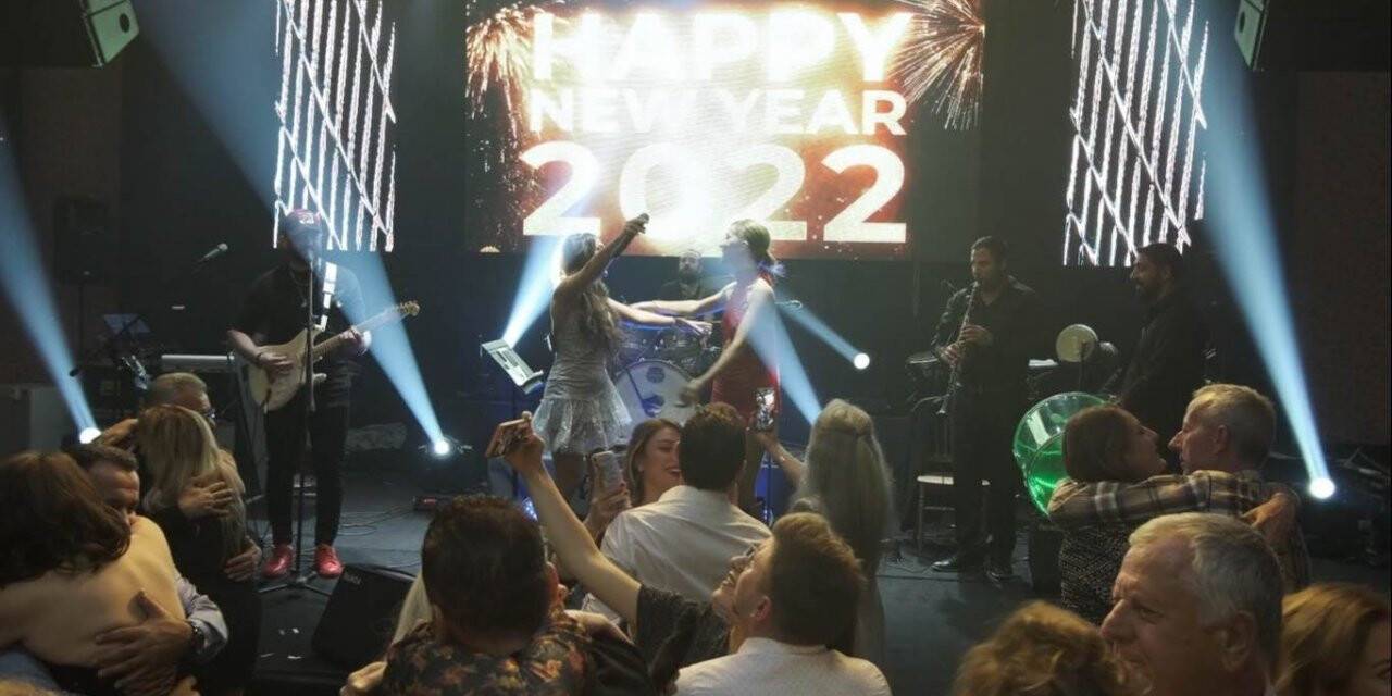 AZKA otelde coşkulu yılbaşı