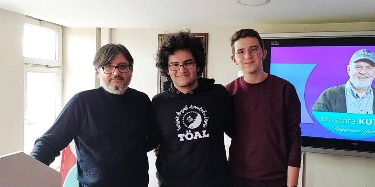 Yazar Kutlu öğrenciler ile buluştu