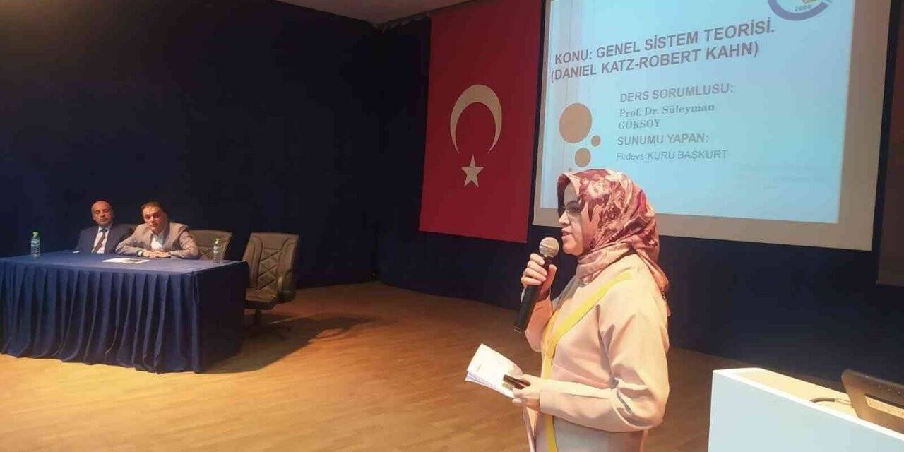 Okul yöneticileri ve öğretmenler eğitime girdi