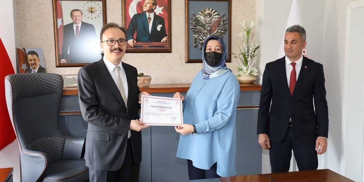 Vali Kızılkaya’dan başarılı personele teşekkür belgesi