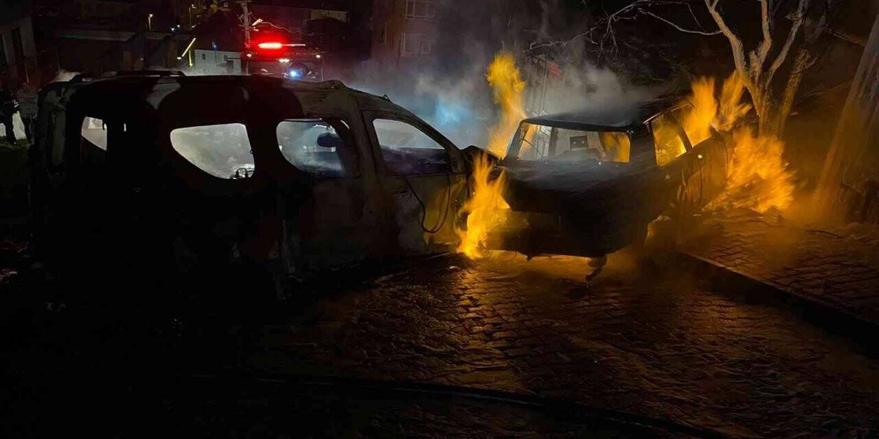 Mahalleli yeni yılın ilk saatlerinde kabusu yaşadı