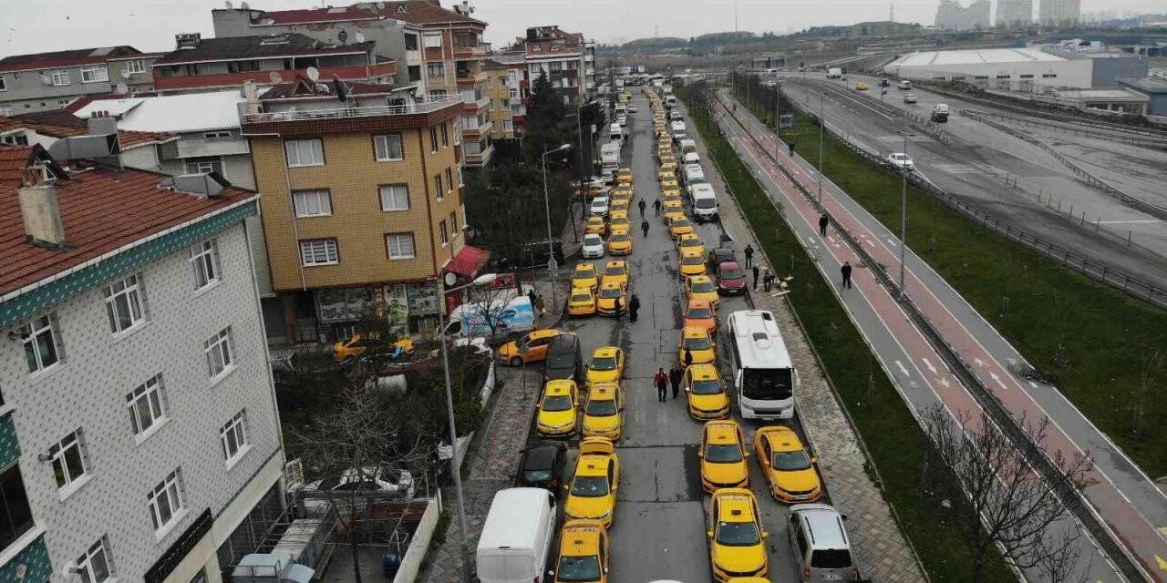 İstanbul’da taksimetre güncelleme kuyruğu