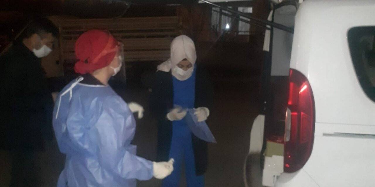 Filyasyon ekipleri, yılbaşında da virüsün izini sürdü