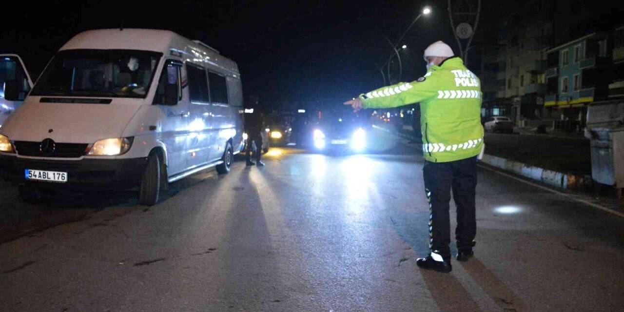 Emniyet ekipleri denetimleri sıklaştırdı, 12 araca 9 bin ceza kesildi