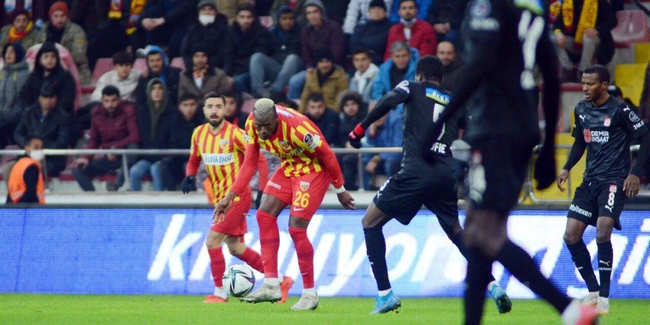 Kayserisporlu Thiam gol krallığını kovalıyor