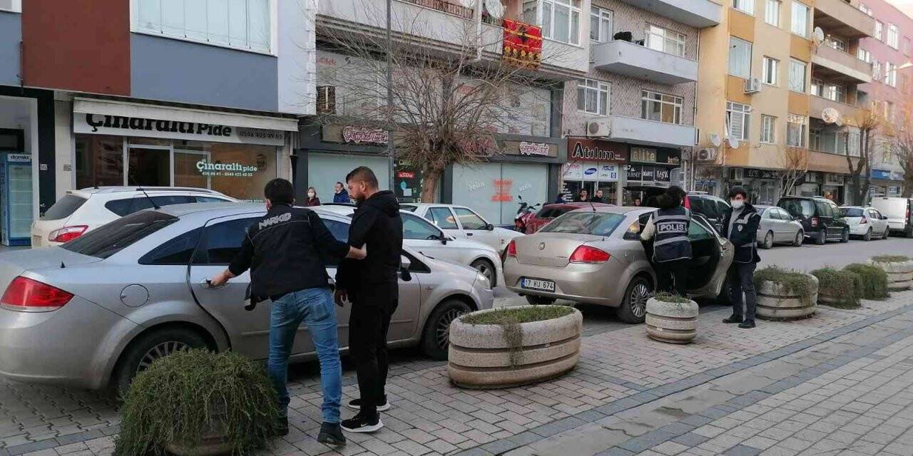 Çan’da uyuşturucu operasyonu; 2 tutuklama