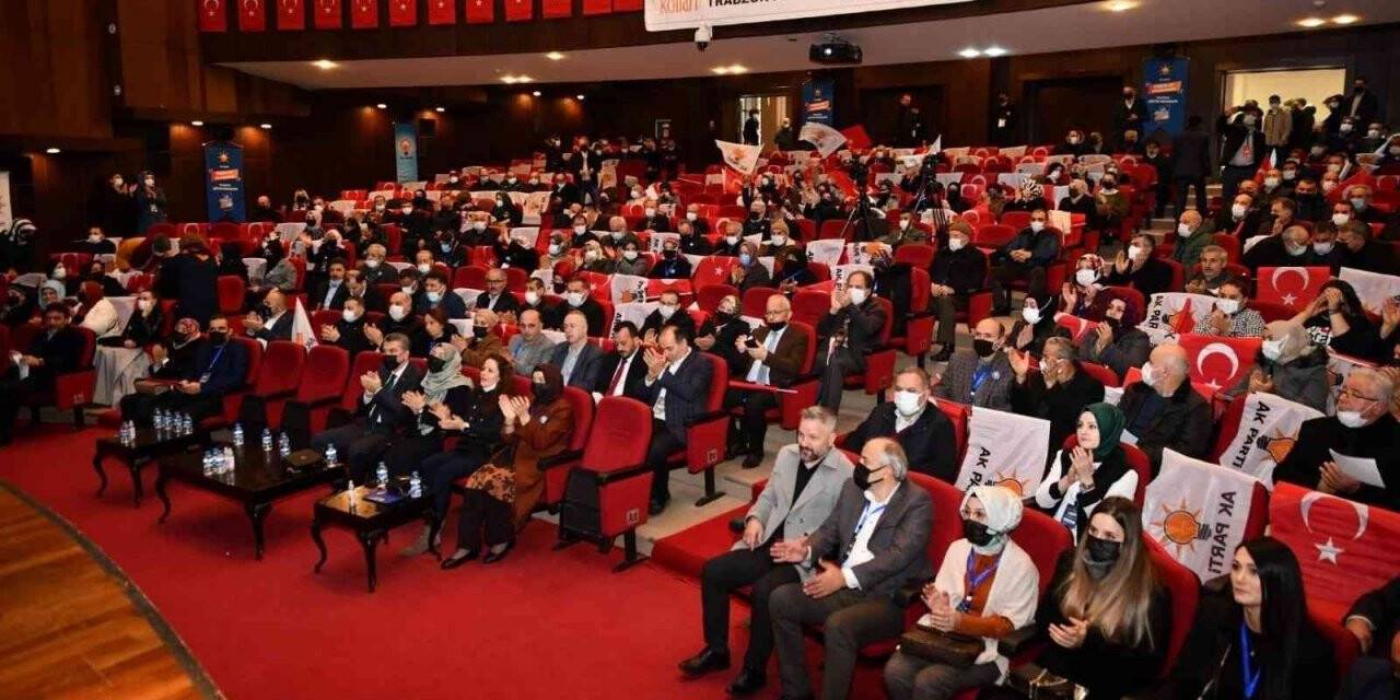 Trabzon’da AK Parti Genel Merkez Ar-Ge Başkanlığının Teşkilat Akademisi programı başladı