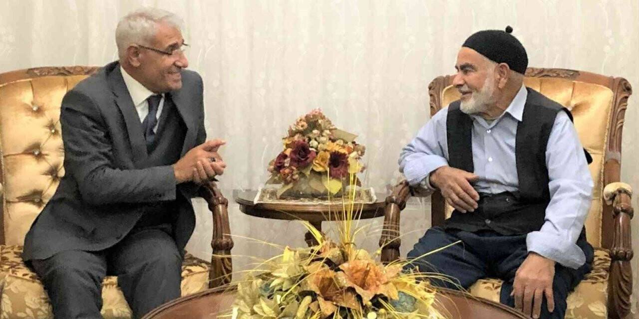 Başkan Güder çalmadık kapı girmedik ev bırakmıyor