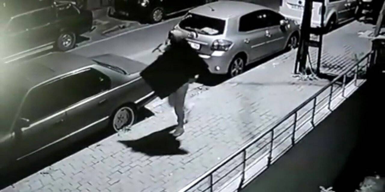 Televizyon hırsızları kamerada