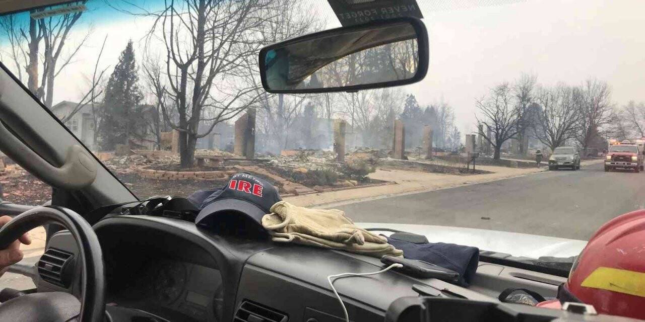 ABD’deki yangında 991 ev yandı, 3 kişi kayıp