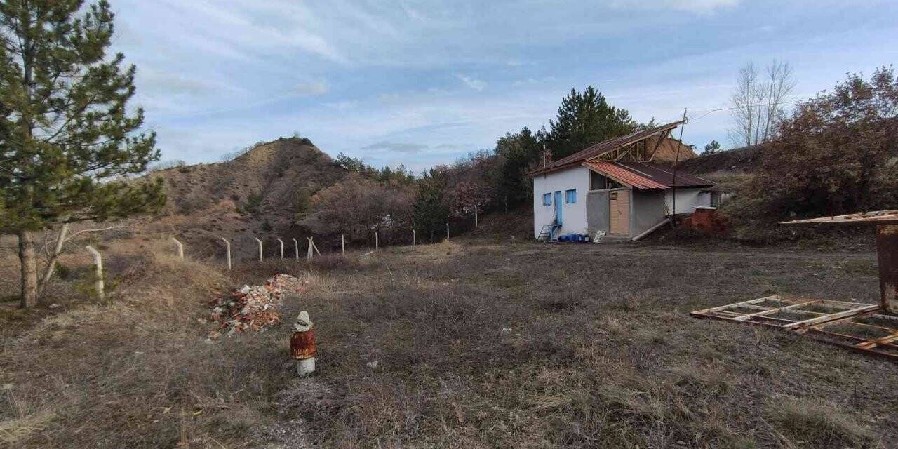 Hırsızlar 350 kişinin yaşadığı köyü susuz bıraktı