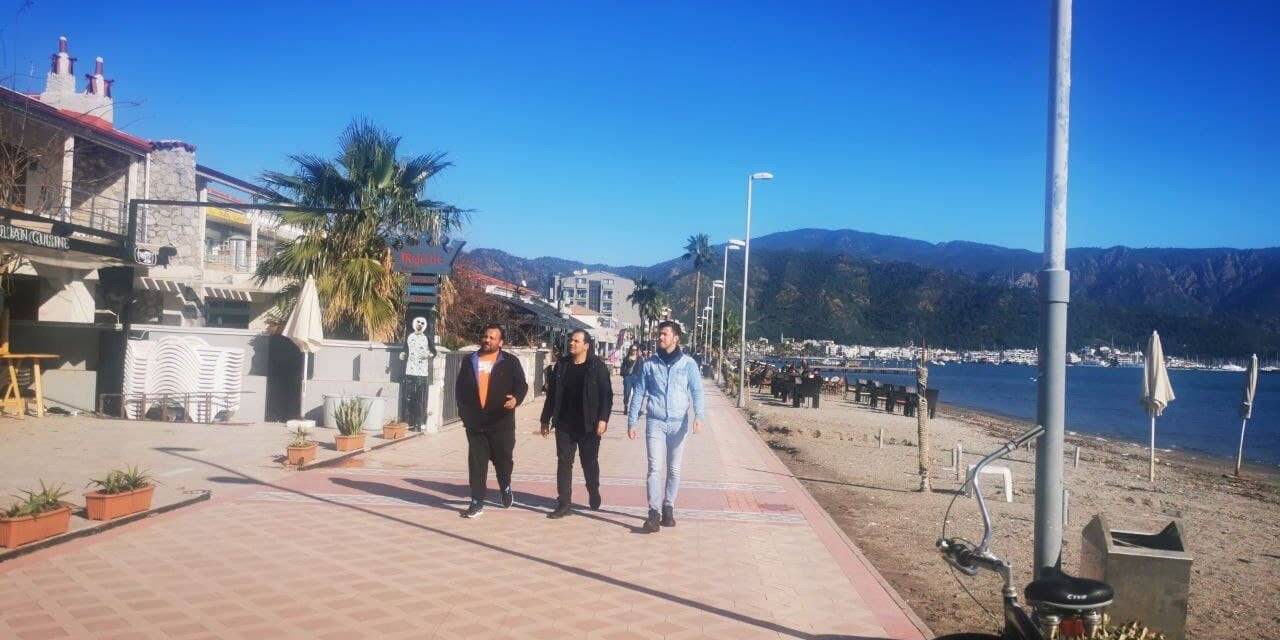 Güzel havayı fırsat bilen sahile indi