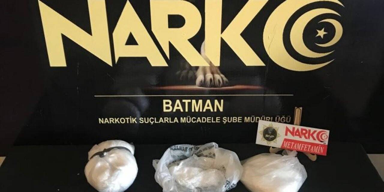 Batman’da bir araçtan 3,5 kilogram uyuşturucu çıktı: 2 gözaltı