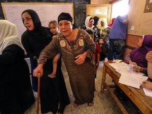 Mısır'da oy kullanma işlemi başladı