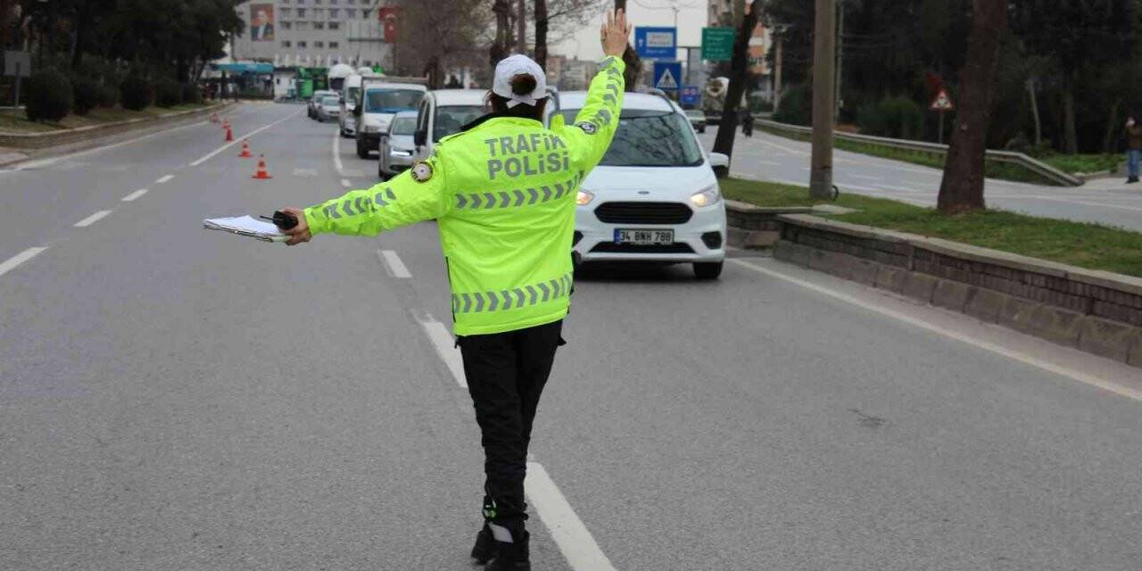 Aydın’da kurallara uymayan sürücüler cezalandırıldı