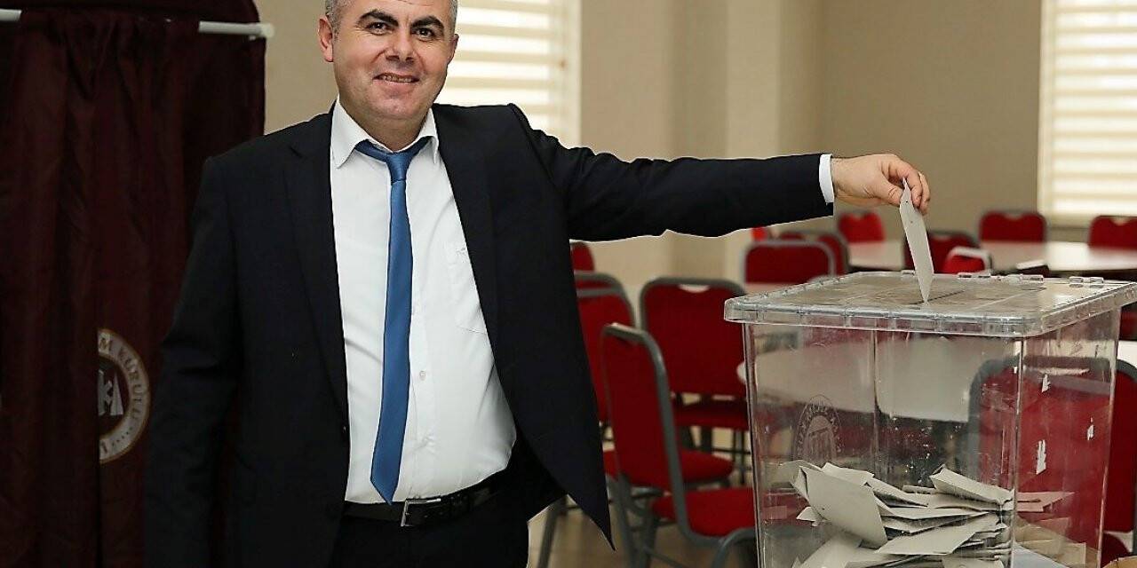 Honazlı Şoförler Odasında mevcut yönetim güven tazeledi