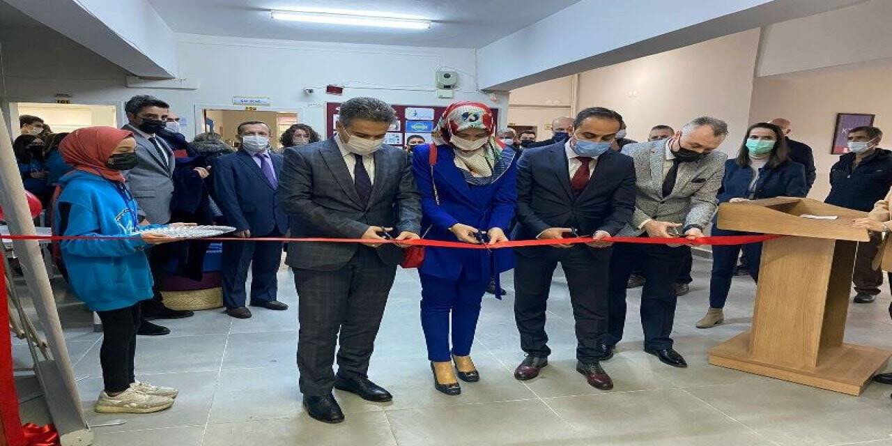 Velimeşe Anadolu Lisesi’nden bilim fuarı