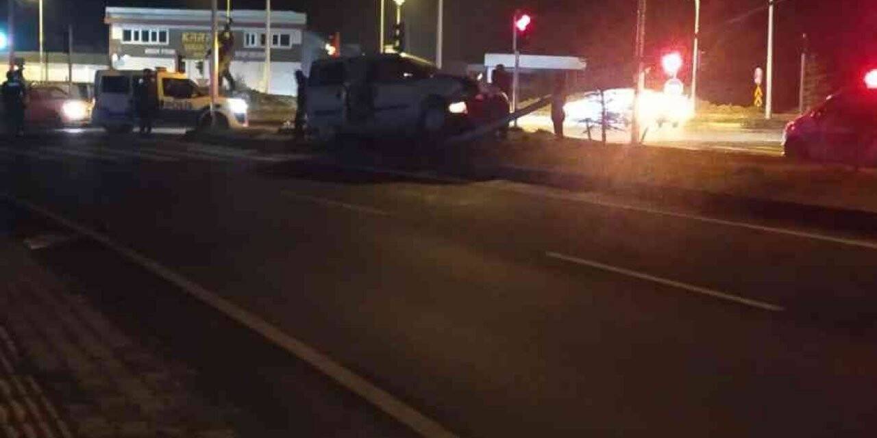 Zonguldak’ta iki araç çarpıştı: 1 yaralı