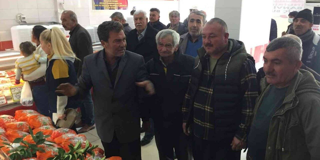 Vatandaşlar ucuz ete akın etti