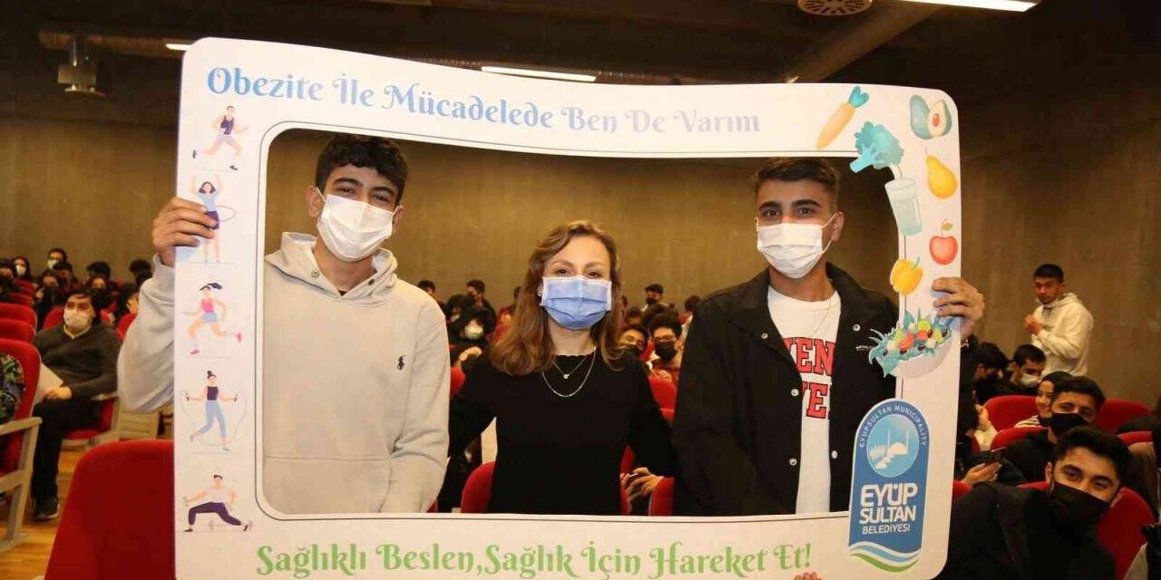 Eyüpsultan’da gençlere sağlıklı beslenme semineri