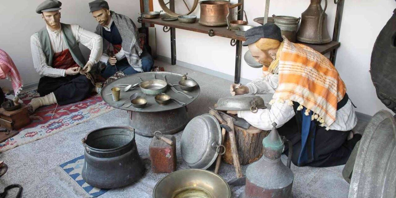 EÜ Etnografya Müzesi’nde 3 bine yakın önemli eser sergileniyor