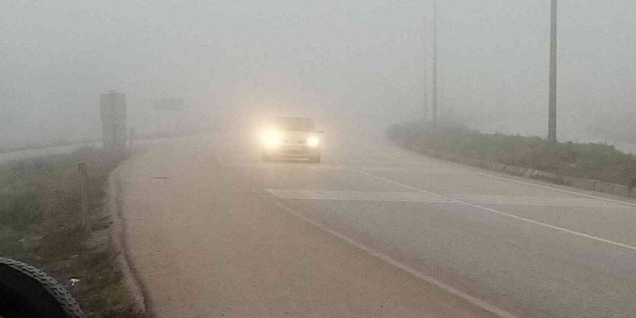 Bandırma’da sis etkili oldu