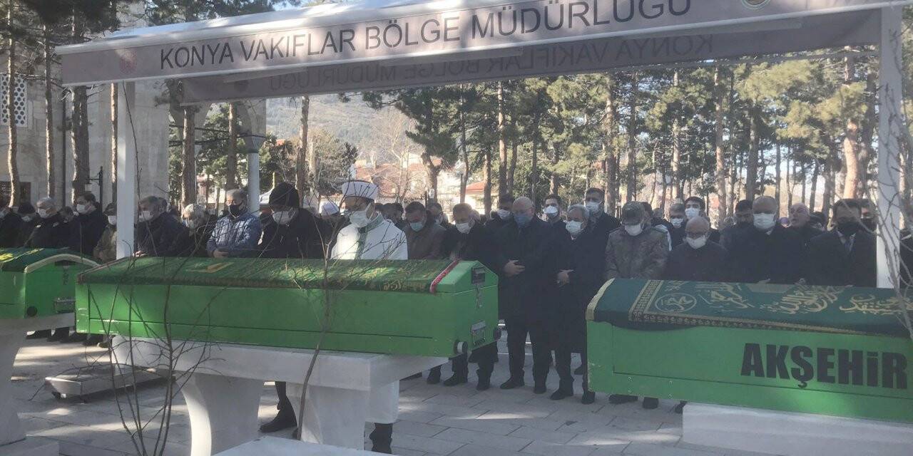 Akşehir'de şehit babası son yolculuğuna uğurlandı