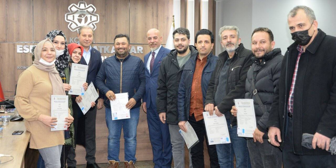 Konya Kuaförler Odası’ndan Mesleki yeterlilik belgesi