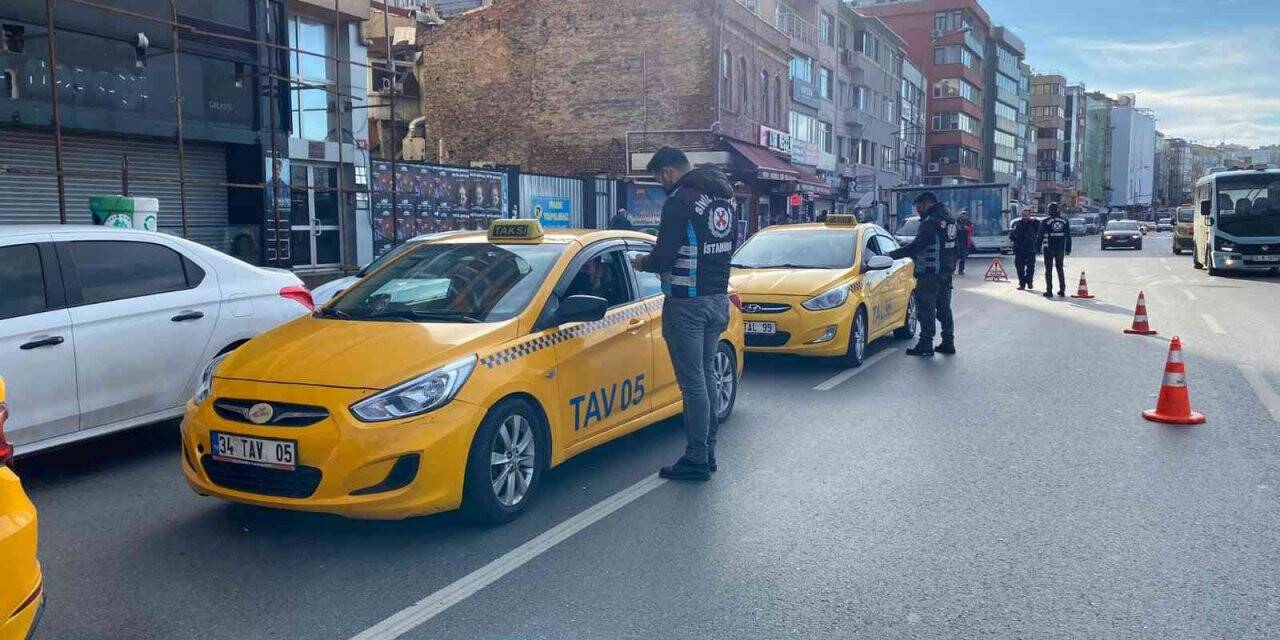 Kadıköy’de taksicilere yeni yılın ilk iş gününde ceza yağdı