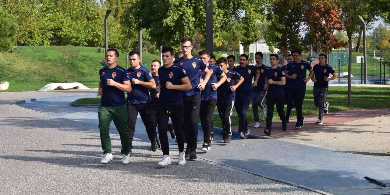 Manisa İtfaiyesi 12 bin 598 olaya müdahale etti
