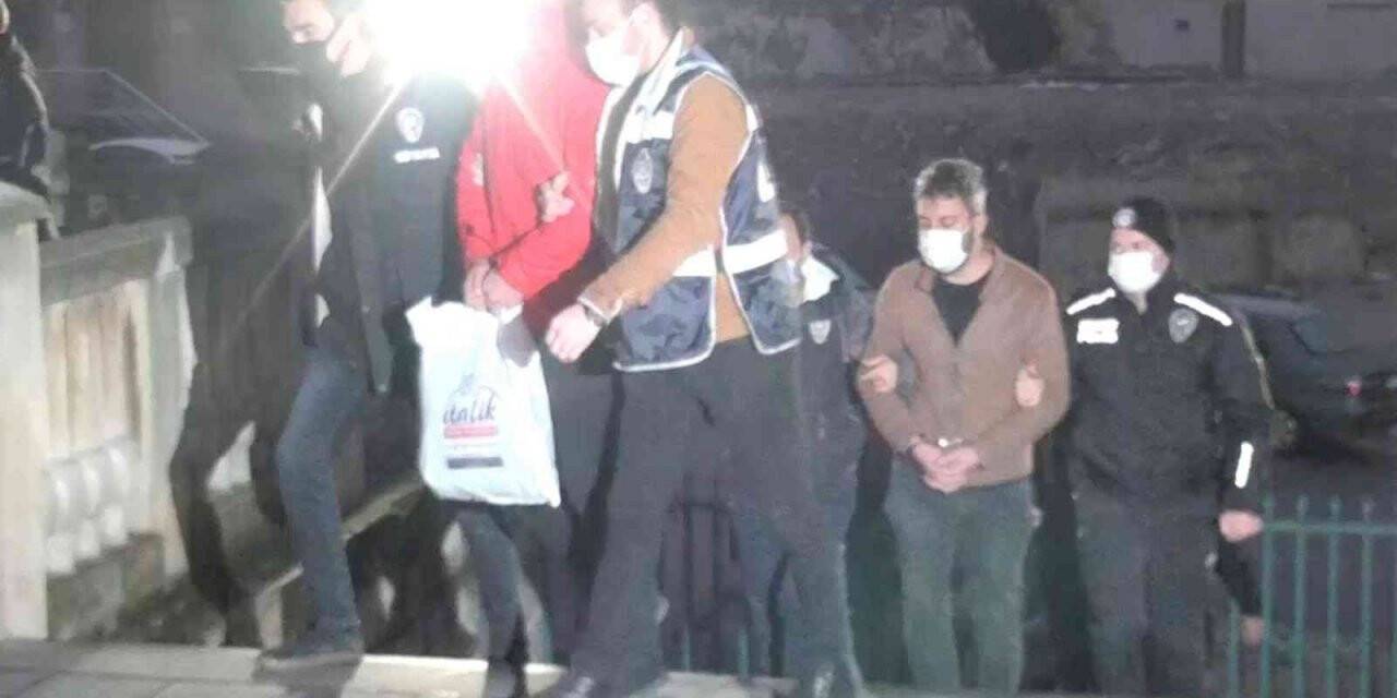 Yasa dışı bahis oynattıkları iddiasıyla gözaltına alınan 13 şüpheli adliyeye sevk edildi