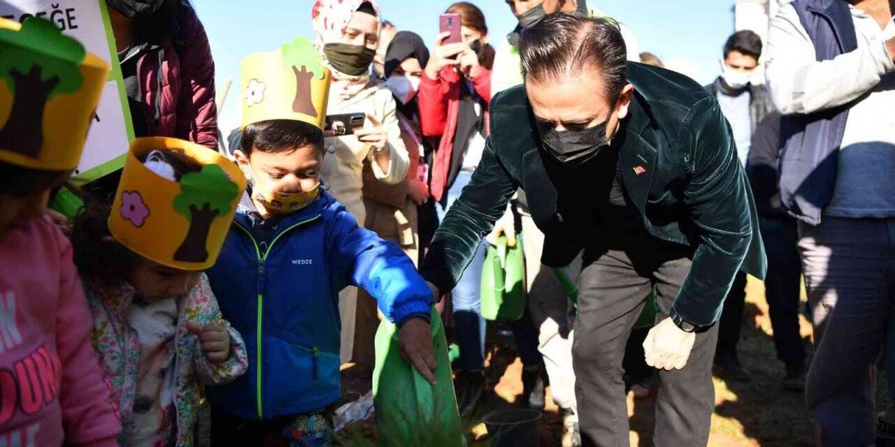 2021 yılında, Tuzla’ya 11 bin metrekare yeni yeşil alan kazandırıldı