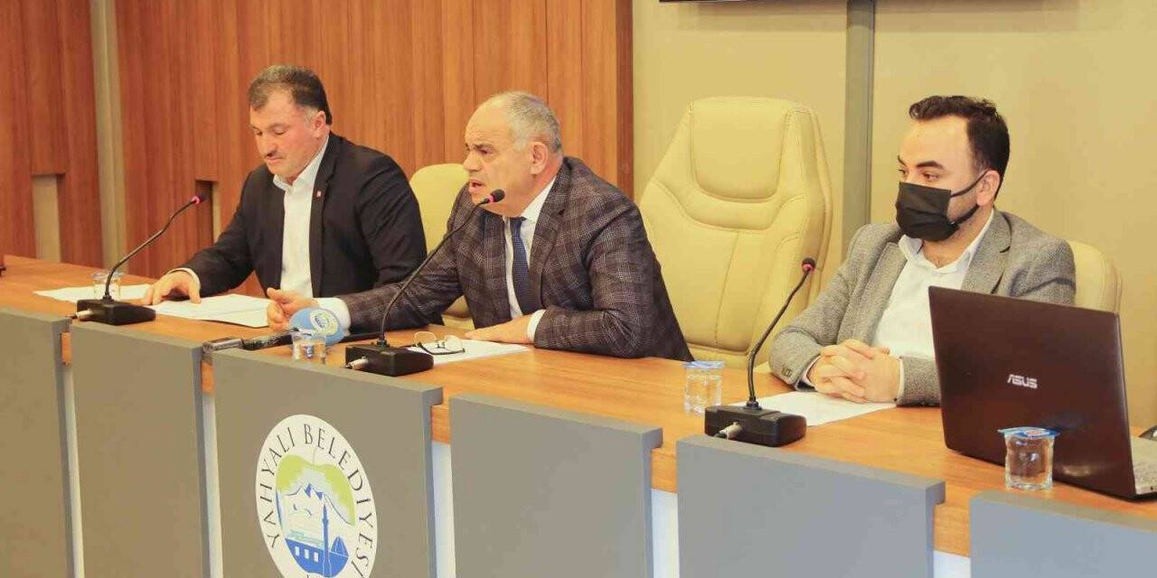 Yahyalı Belediyesi’nde 2022’nin ilk meclisi yapıldı