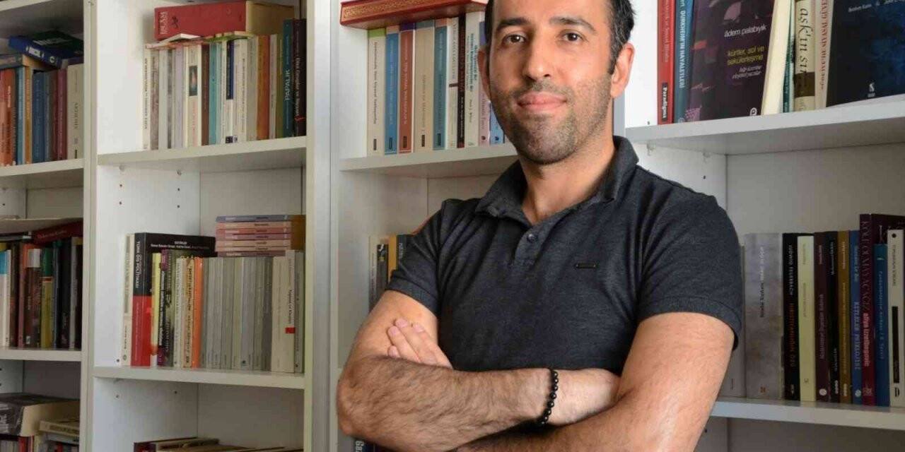 Doç. Dr. Adem Palabıyık: “İstanbul’daki Müslümanlar cenazelerini İBB’nin DİAY-DER’li imamlarına teslim etmemeli ve yıkatmamalı”