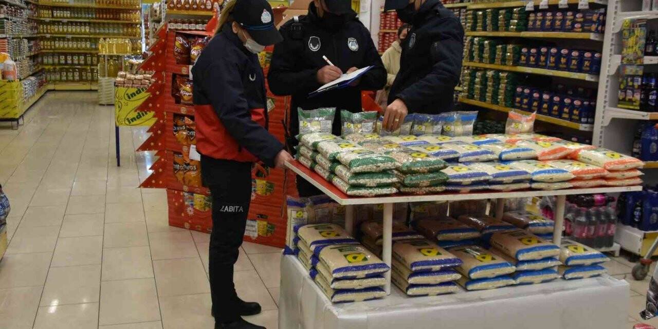 Nazilli Belediyesi Zabıta ekiplerinden fahiş fiyat ve etiket denetimi