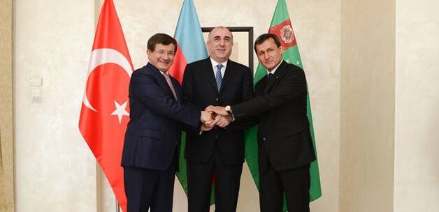 Davutoğlu'ndan Türk devletlerine dua