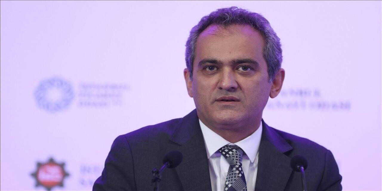 Milli Eğitim Bakanı Özer'den yeni açıklama! Okullar kapatılacak mı?