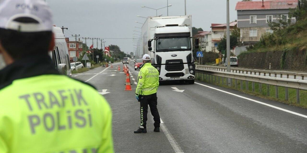 Ordu’da hız sınırını aşanlar radardan kaçamıyor