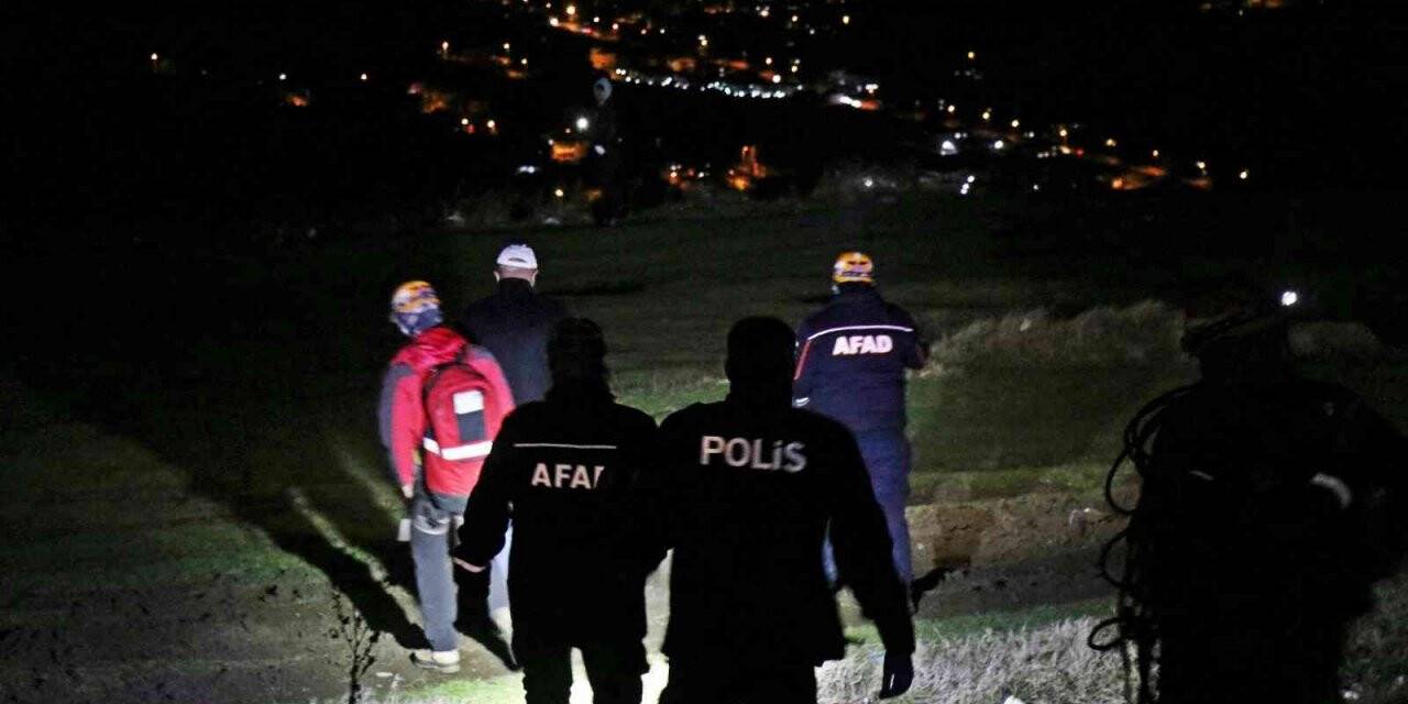 Sakarya’da ilginç olay: Kiralık verdiği aracının uçuruma yuvarlandığını 4 gün sonra öğrendi