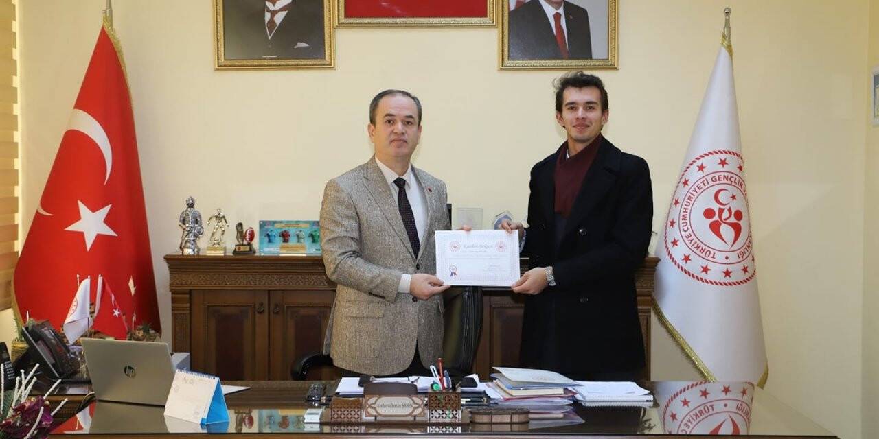 Şahin başarıyı ödüllendirdi