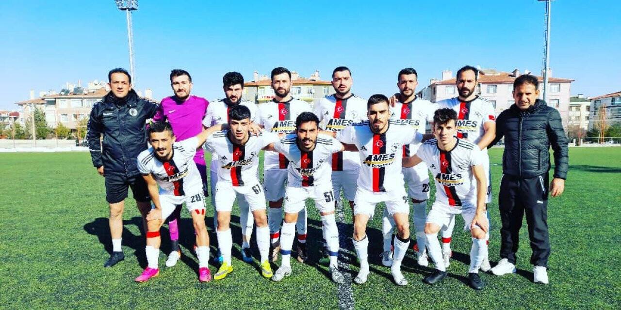 Meram Kara Kartallar’da hedef şampiyonluk