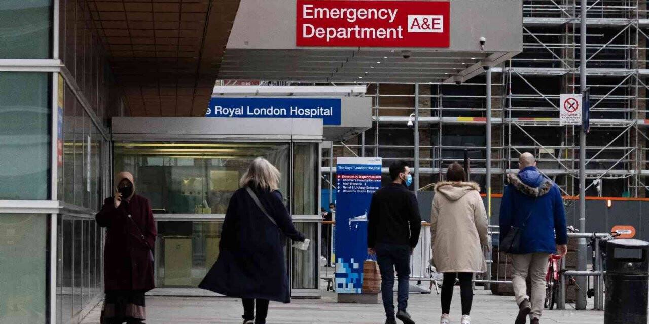 İngiltere’de son 24 saatte 157 bin 758 vaka