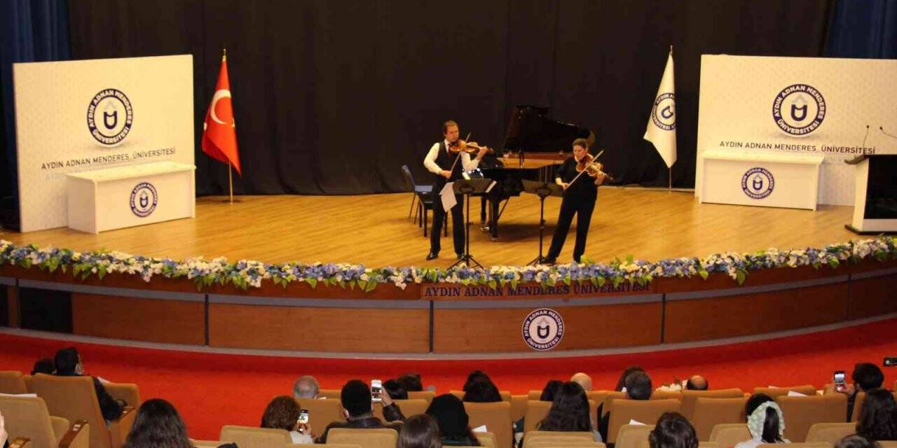 ADÜ’deki konser beğeniyle izlendi