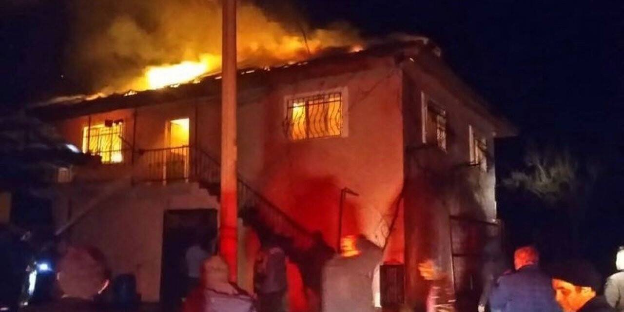 Bursa’da yangına uykuda yakalandılar