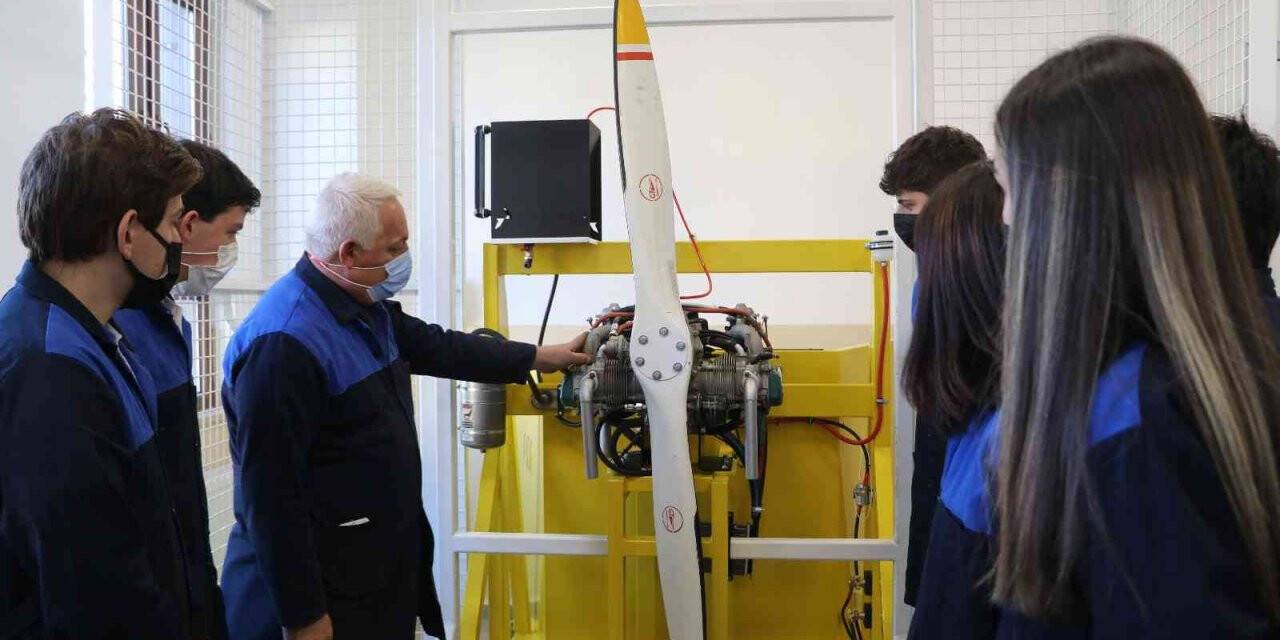 Havalimanı bu yıl hizmete girmesi beklenen kentin en gözde okulu Sivil Havacılık Lisesi oldu