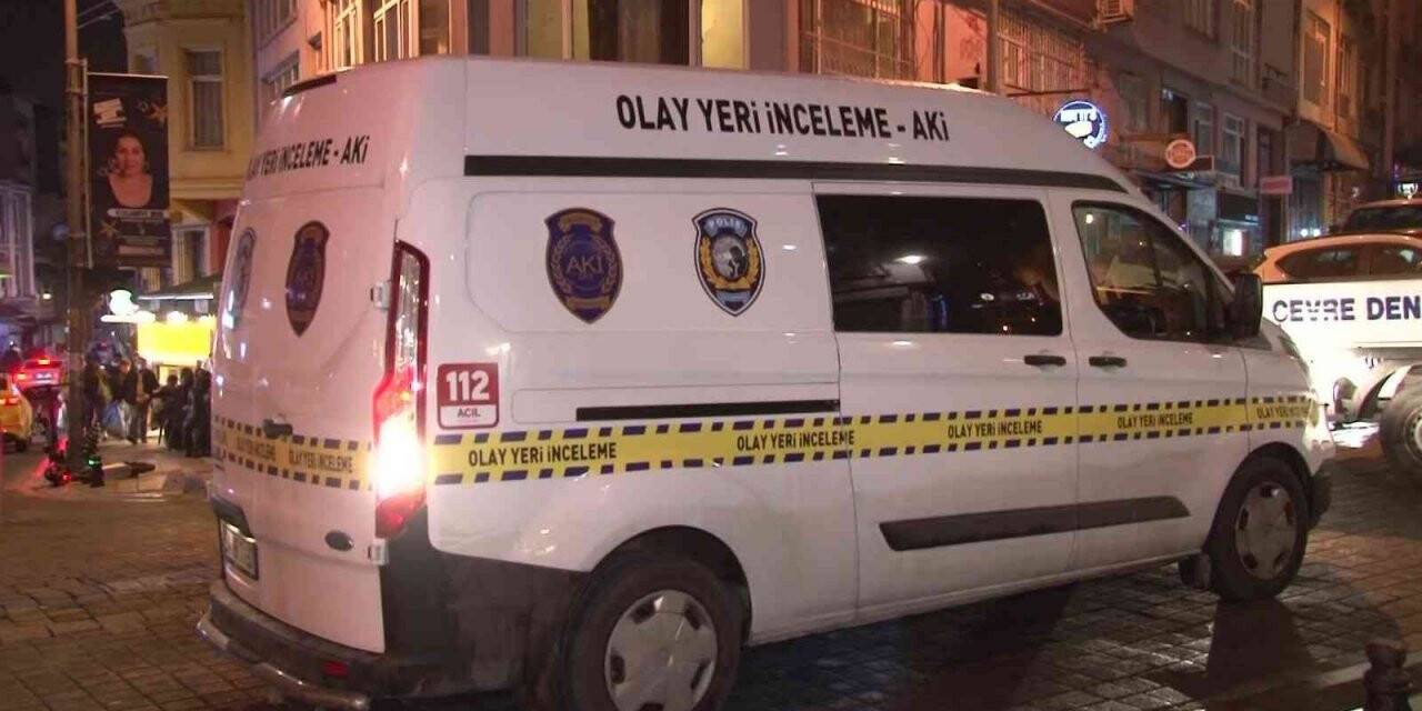 Kadıköy’de rehine krizi: Kocasını bıçakladı kızını rehin aldı