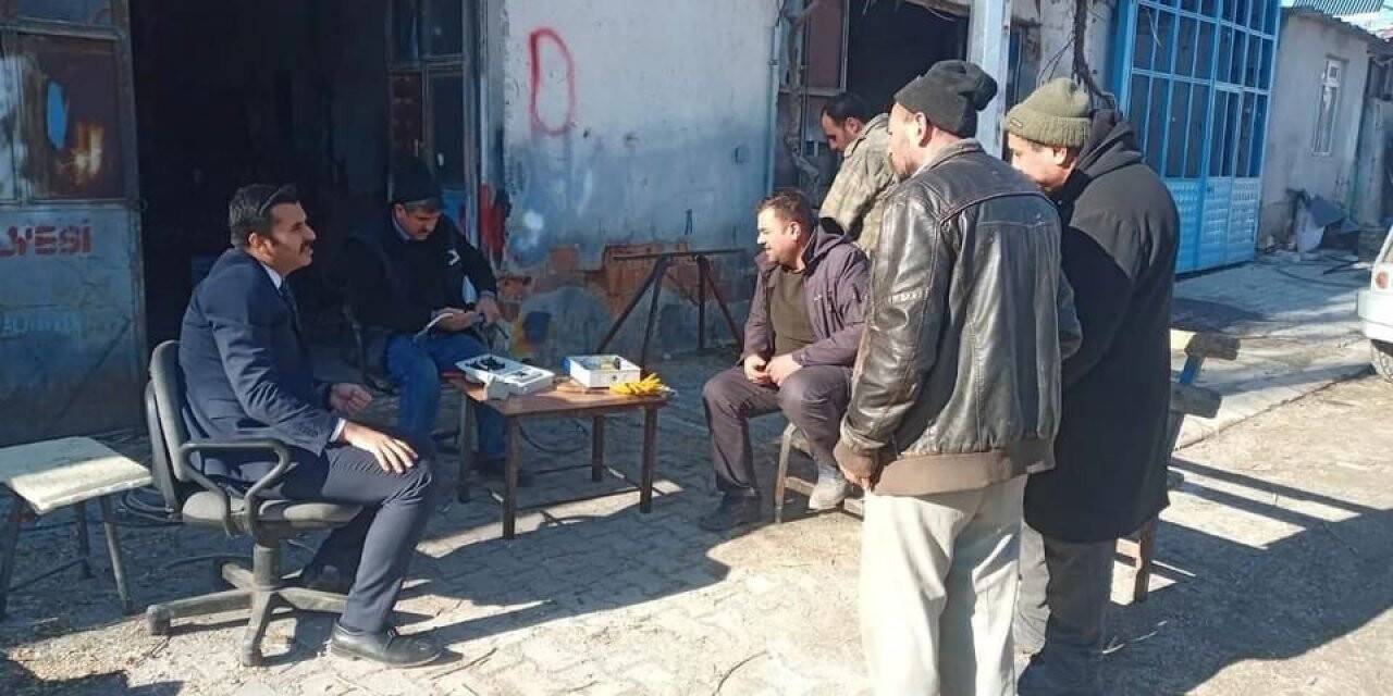 Kaymakam Öztürk vatandaşların sorunlarını bizzat yanlarına giderek dinledi